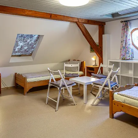 Napraforgó Turistaszálló * Szentbékkálla